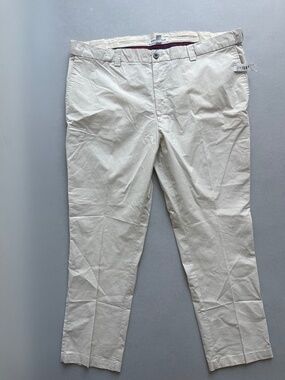 Amazon Essentials Men’s Tapered Stretch Chino Pants Stone 46x30 NWT